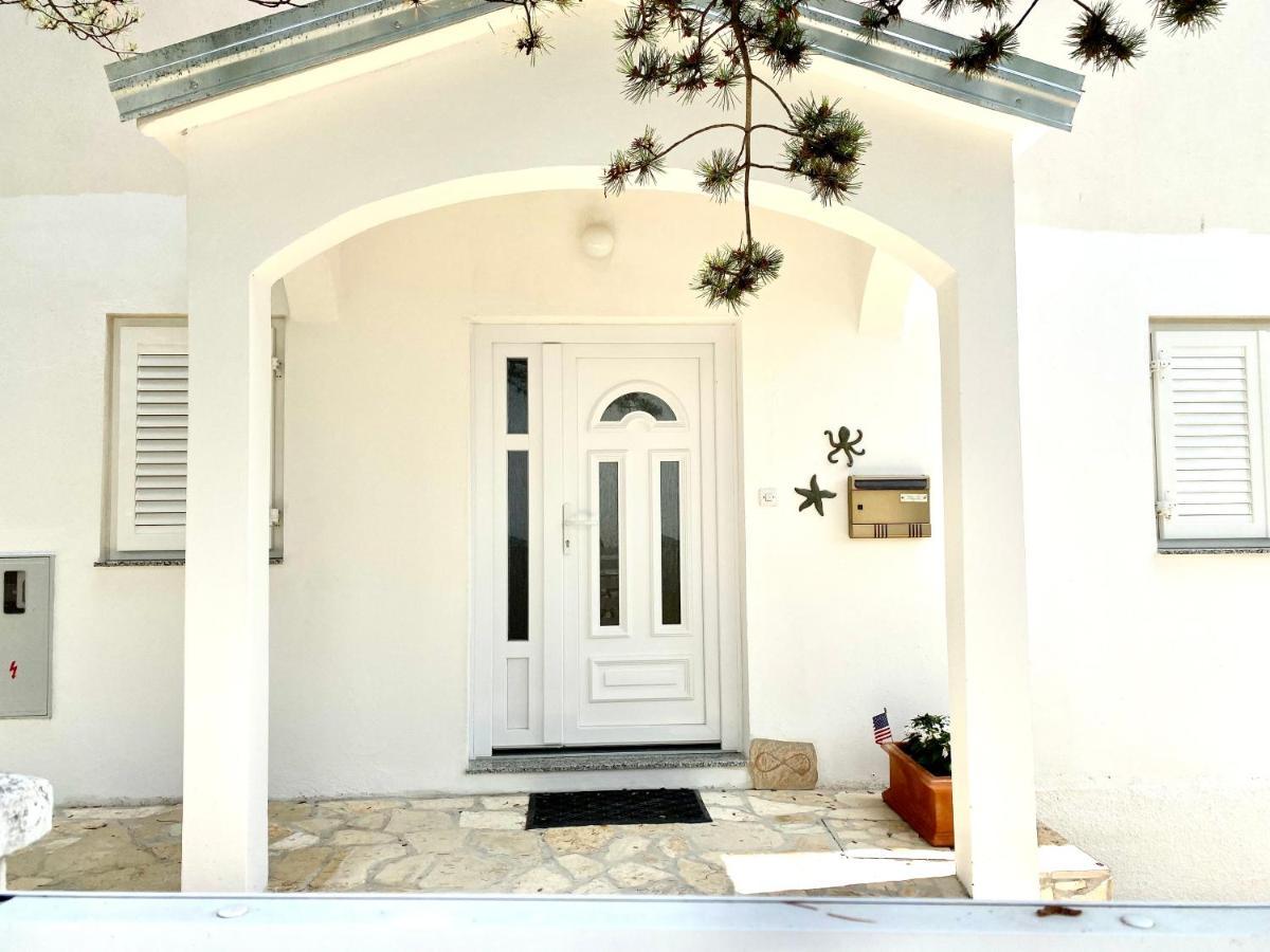 Villa INFINITY Mandre Esterno foto
