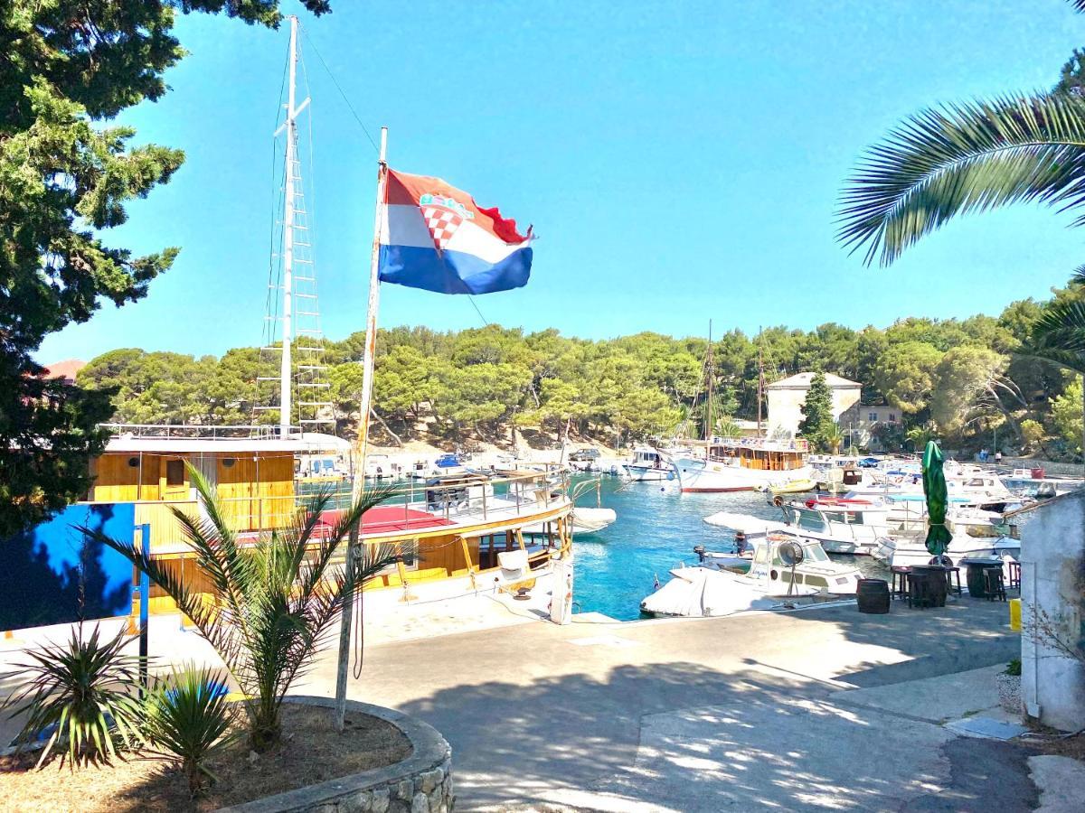Villa INFINITY Mandre Esterno foto
